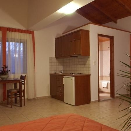 Sunrise Studios Kalathas Habitación foto